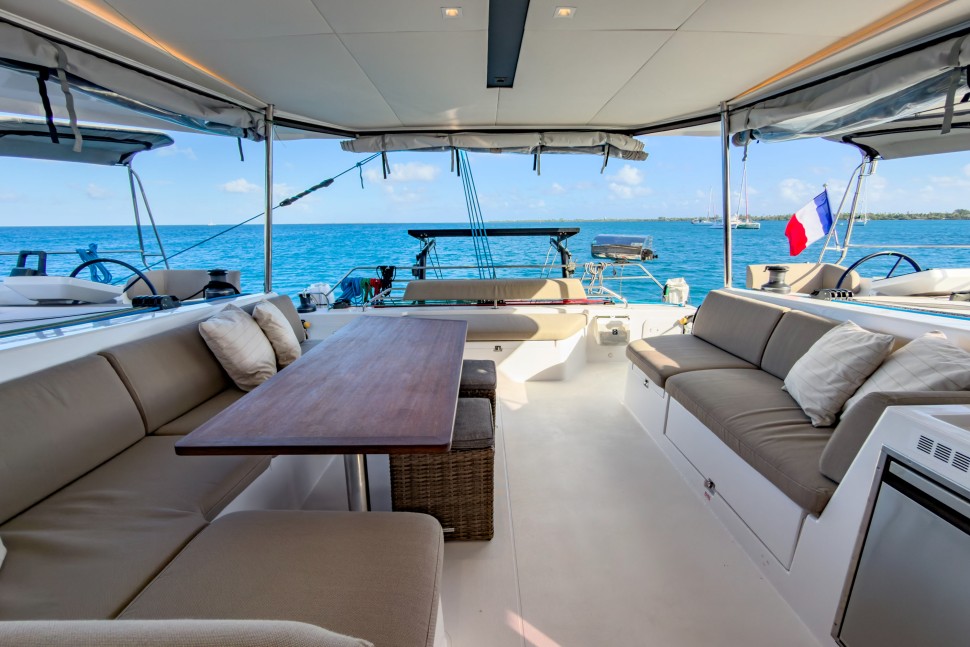 NAUTITECH 44 OPEN OWNER 3 CABIN 8