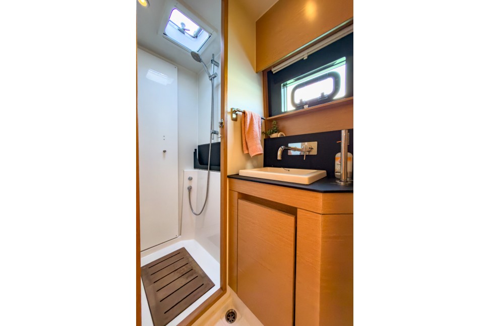 NAUTITECH 46 OPEN OWNER 27