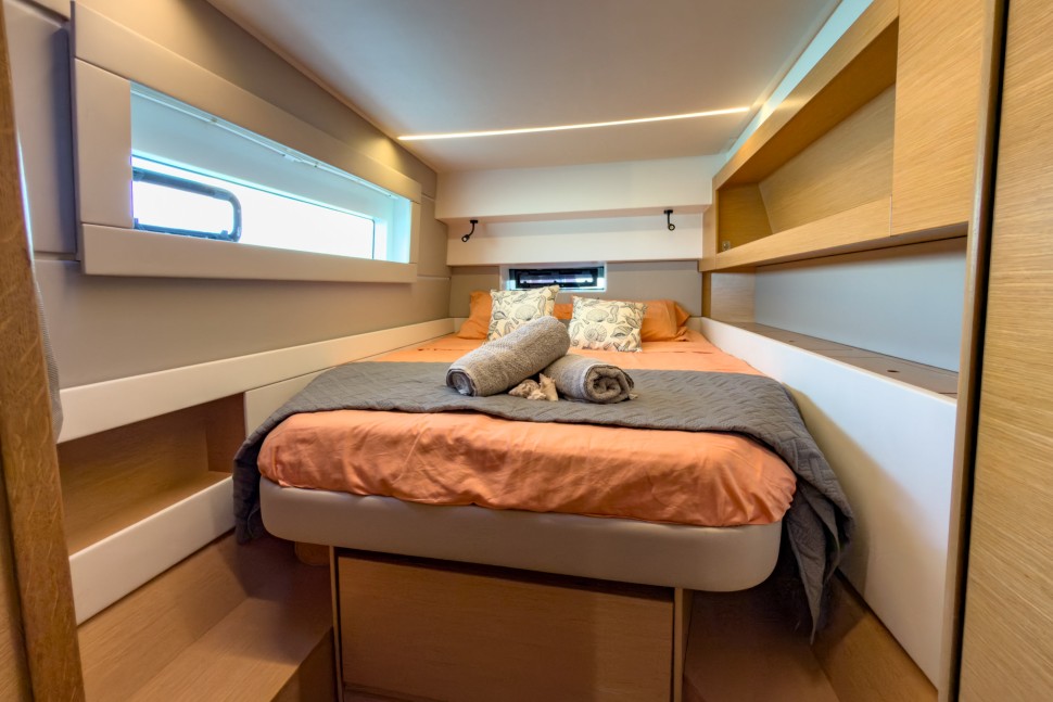 NAUTITECH 46 OPEN OWNER 28