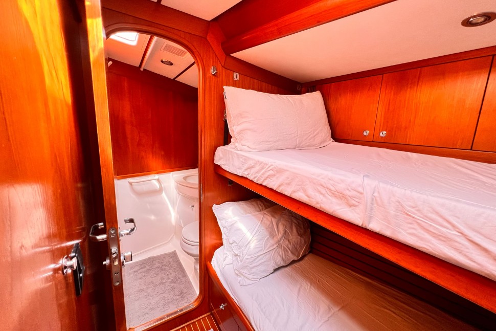 NAUTOR SWAN 60 13