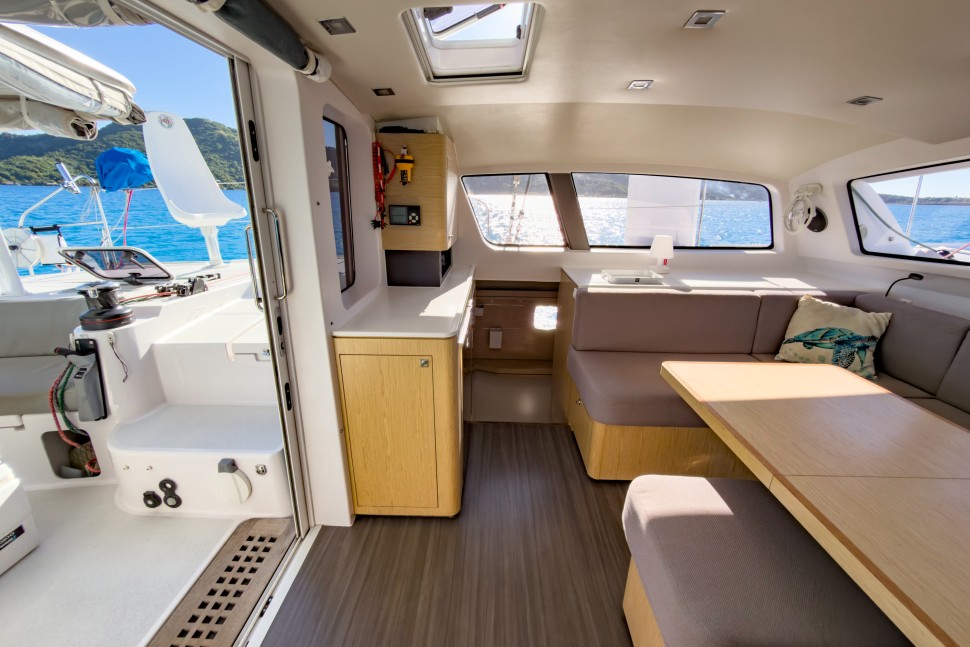 OUTREMER 51 31