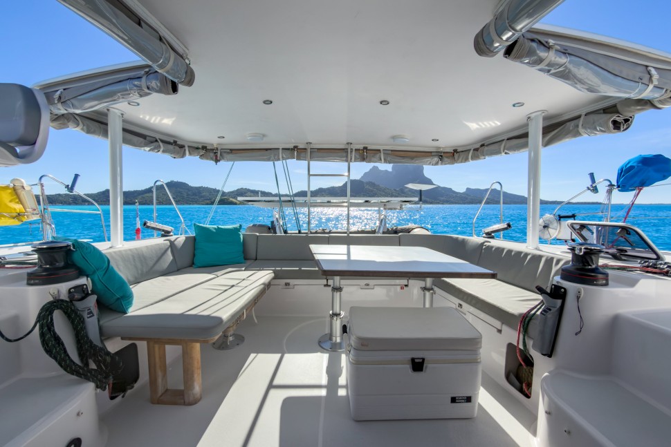 OUTREMER 51 4