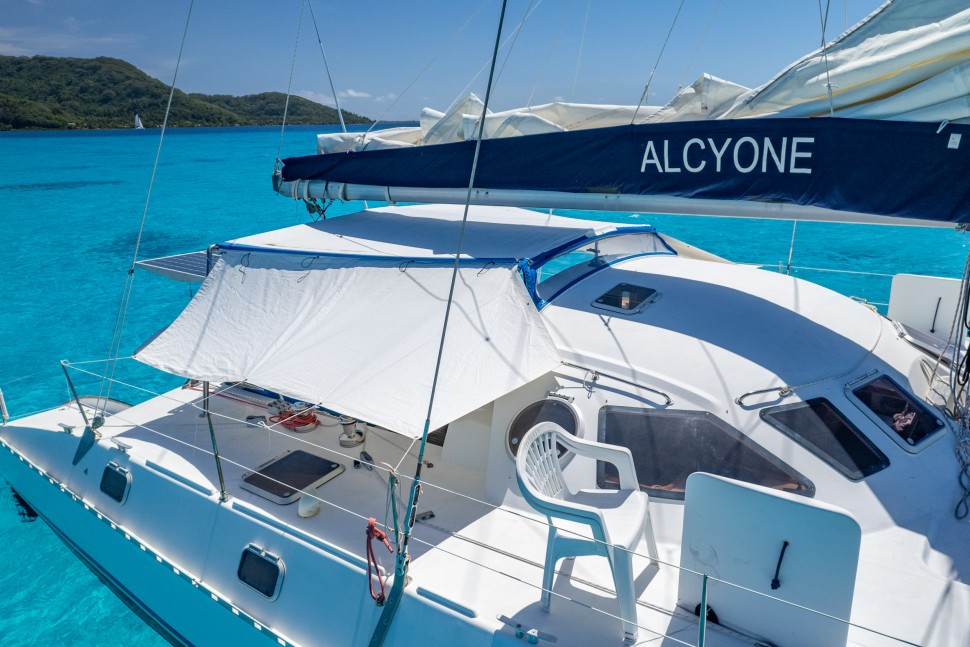 OUTREMER 55 LIGHT 8