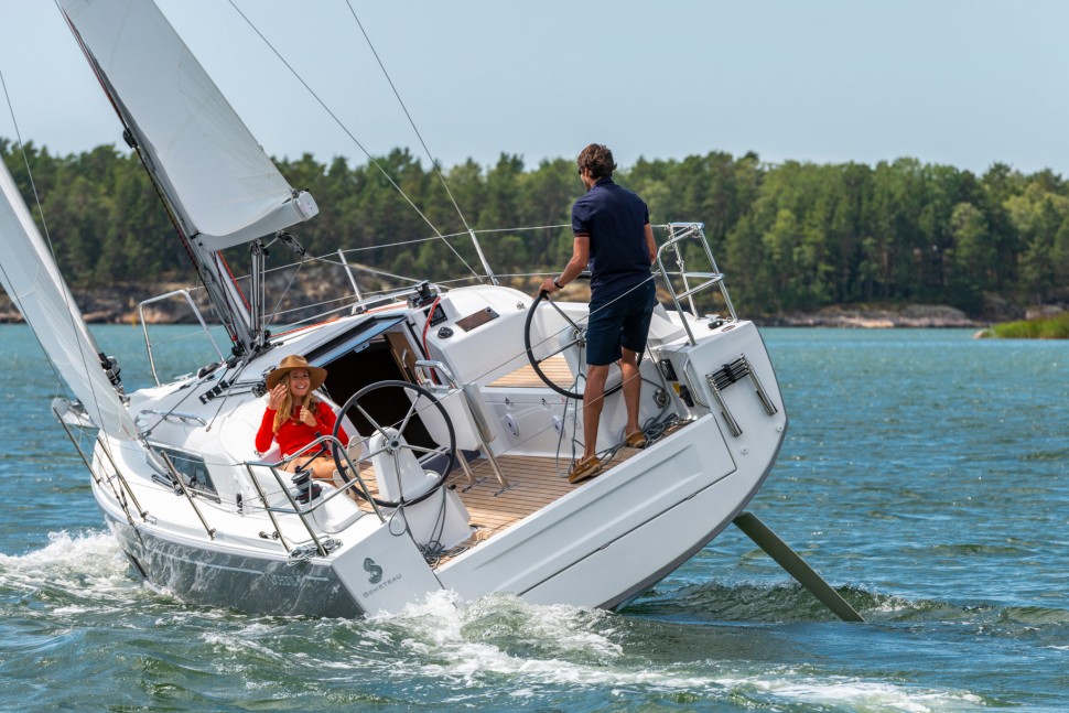 Oceanis 30.1 Beneteau navigation 10