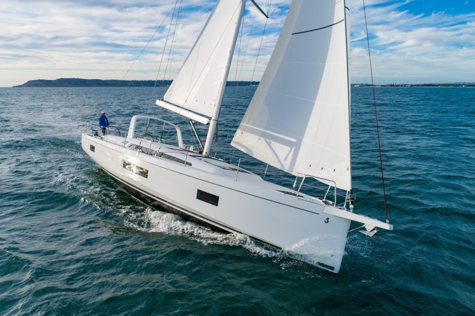 Oceanis 51.1 sailing 14