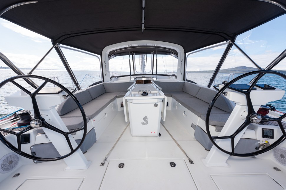 Oceanis 52.1 30