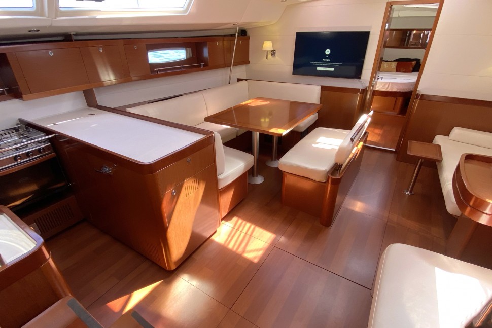 Oceanis 54 Moerava 12