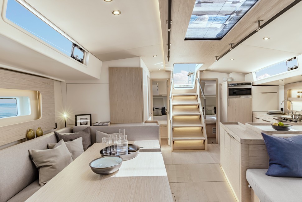 Oceanis Yacht 54 interior 4