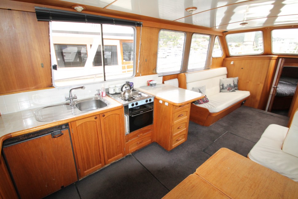 Pelin Crusader 10 galley