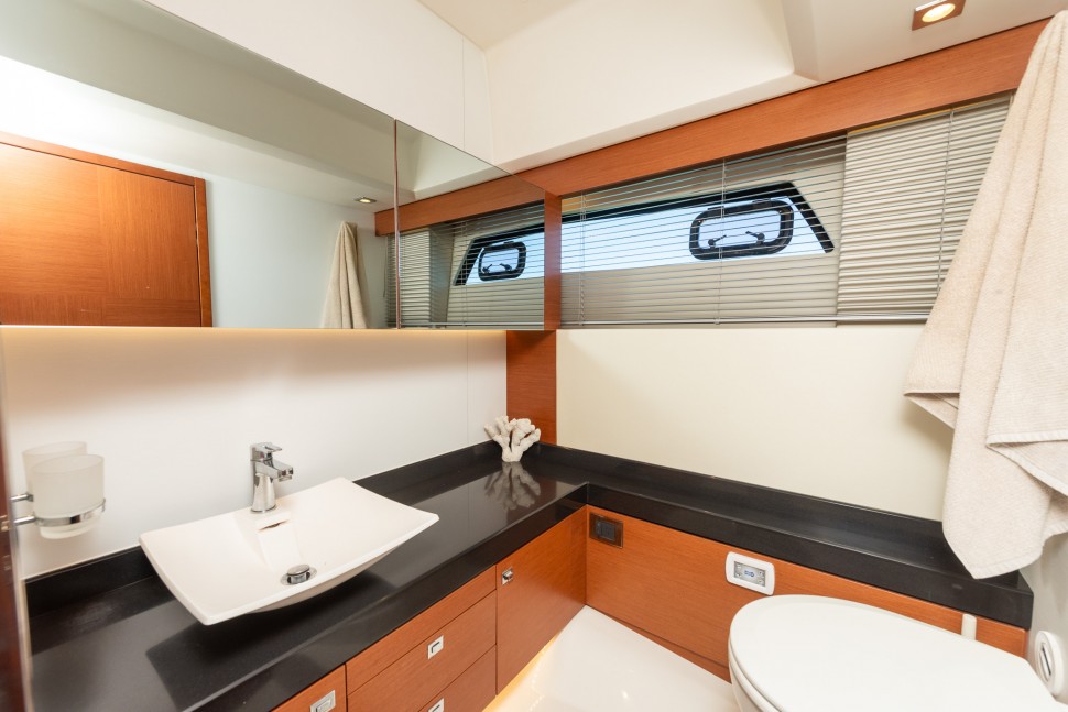 Prestige 500 Fly Kauri Bay 16