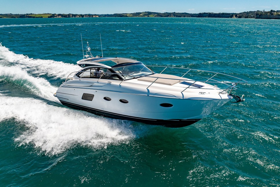 2013 | Princess V39 image