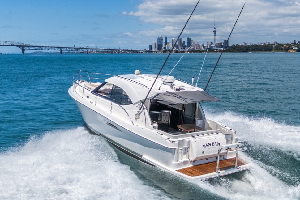 Riviera 3600 006 moving exterior