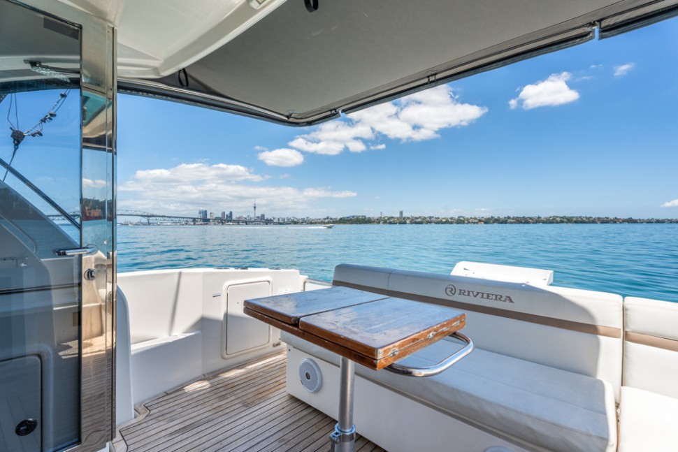 Riviera 3600 010 cockpit