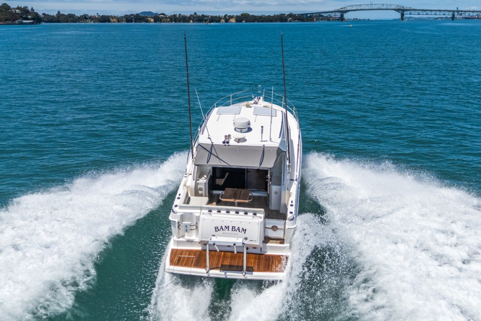 Riviera 3600 20 moving exterior2