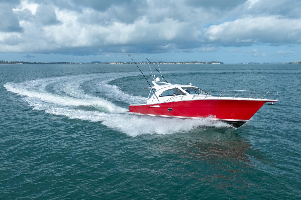 Riviera 43 Offshore 5 Running Photo