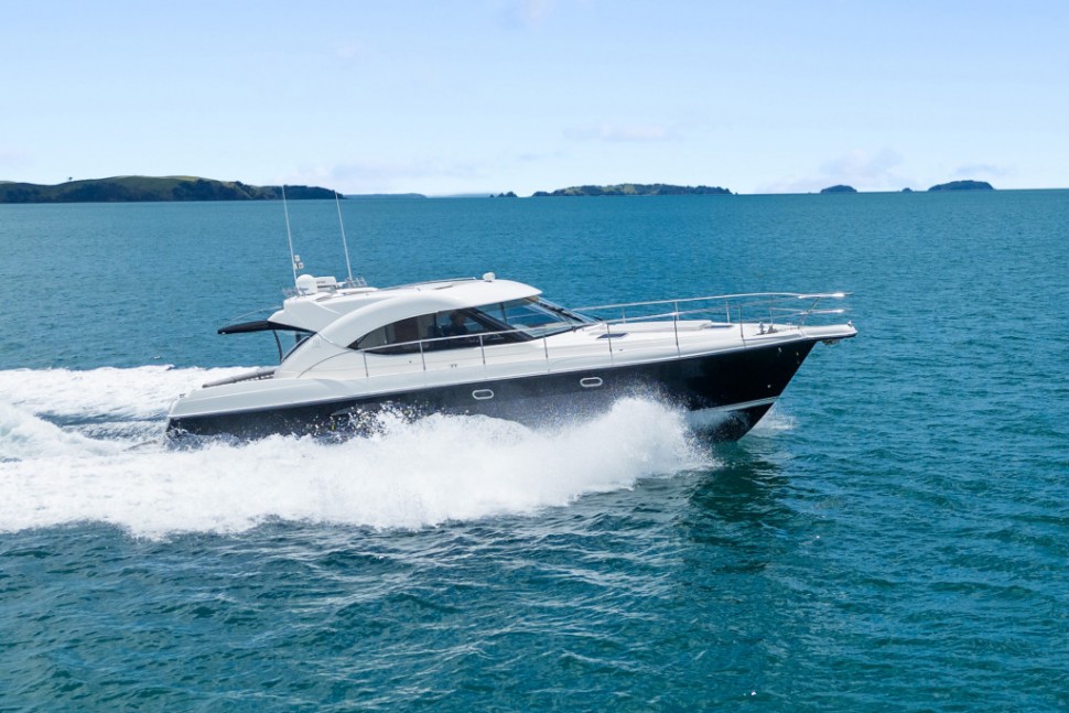 Riviera 4700 2 Exterior Starboard2