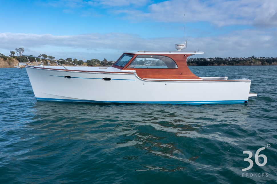 Salhouse Southstar 37 9