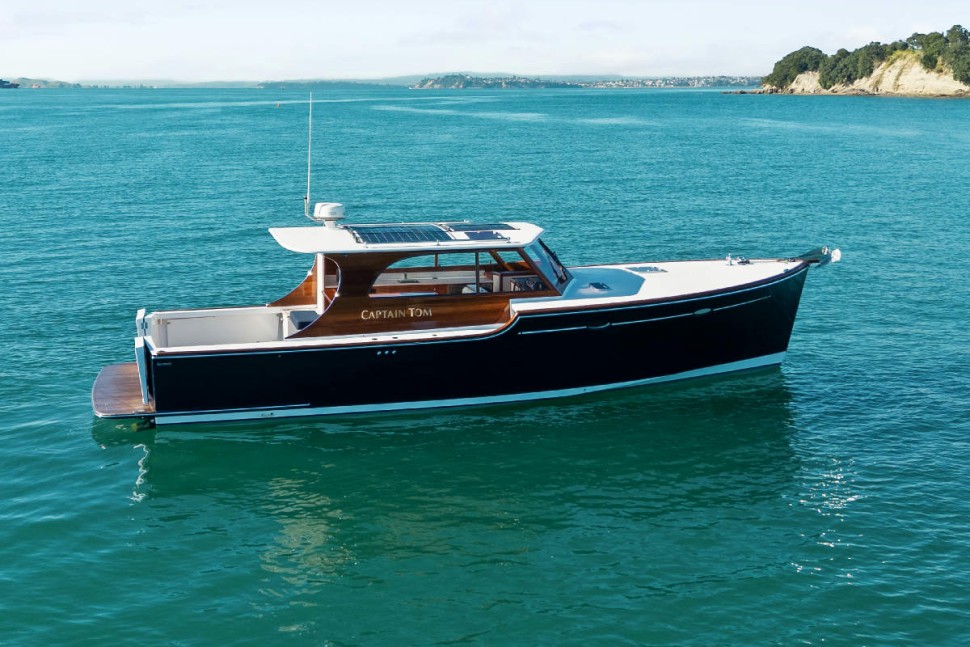 Salthouse 37 10 Exterior