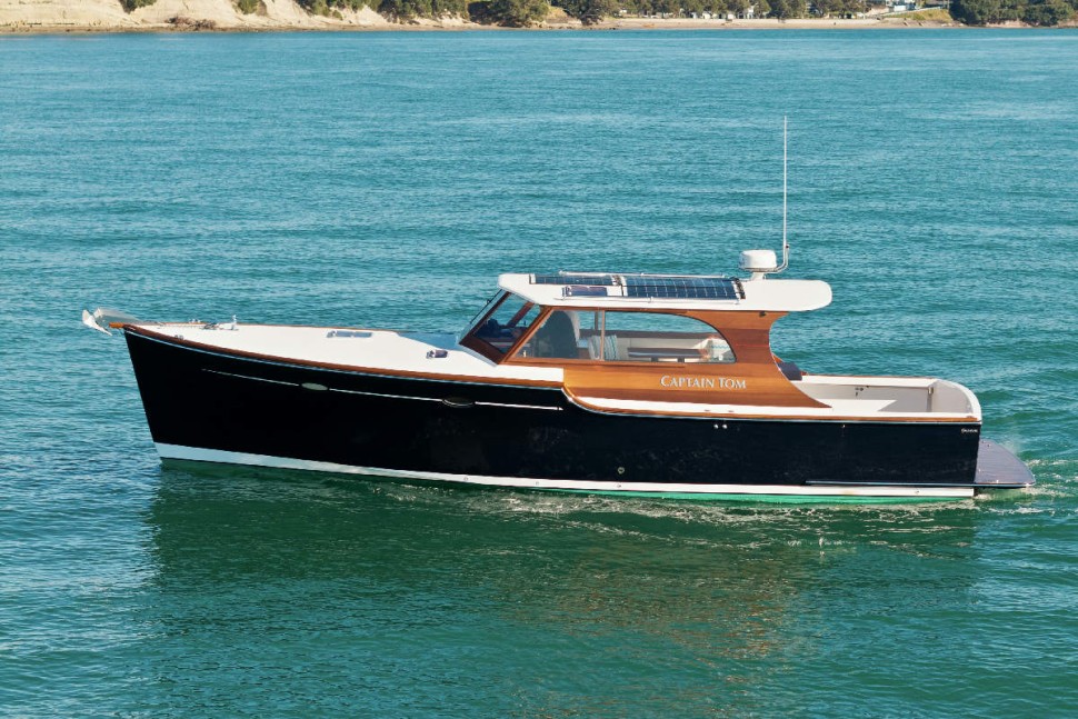 Salthouse 37 8 Exterior
