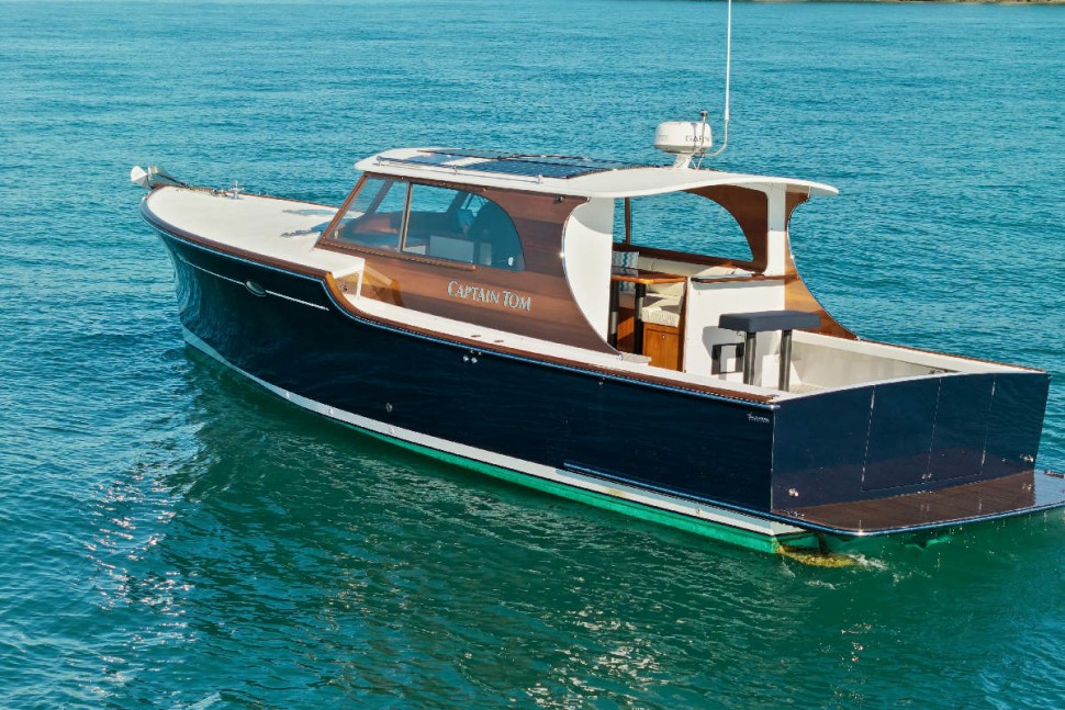 Salthouse 37 9 Exterior