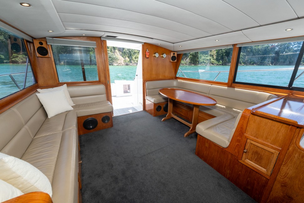 Salthouse 53 Westminster 12 Saloon