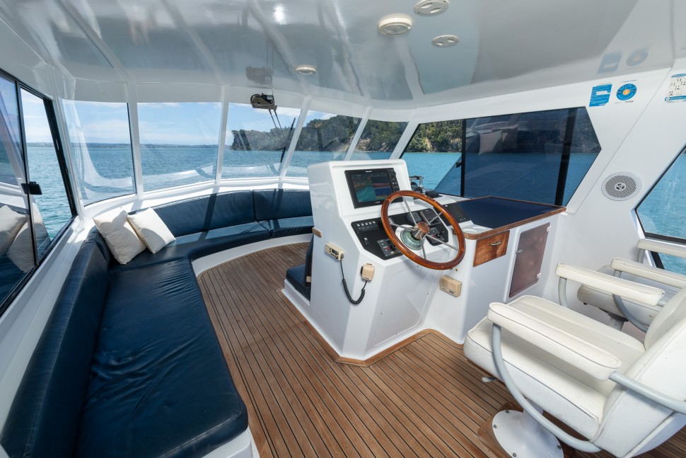 Salthouse 53 Westminster 9 Flybridge