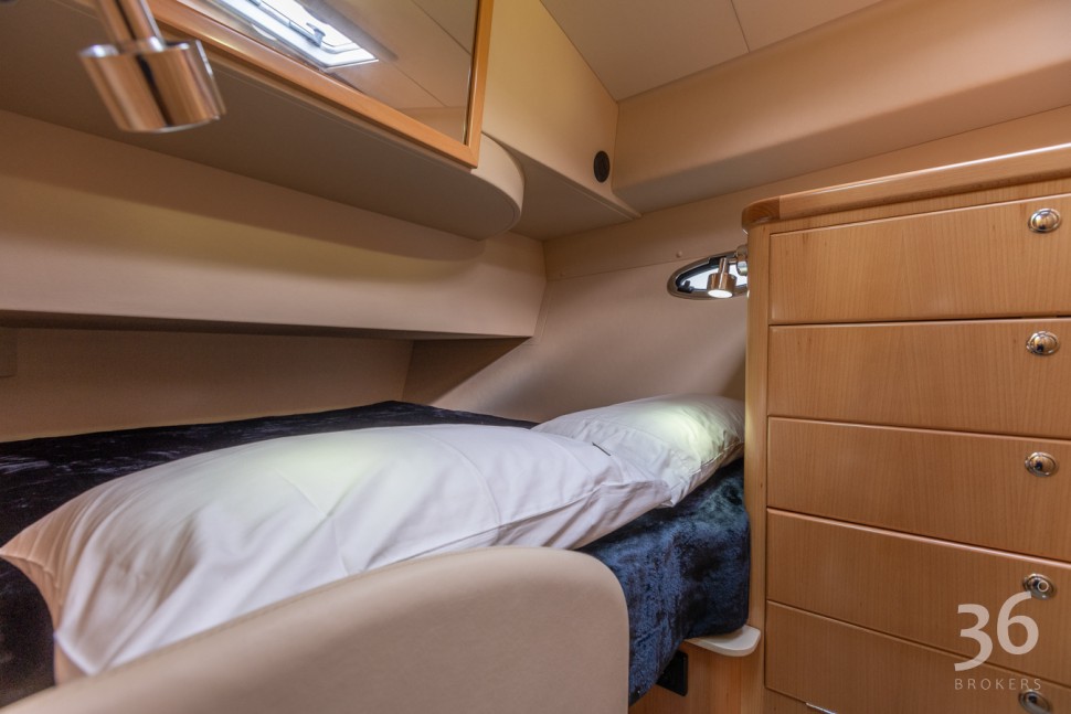 Salthouse Corsair 49 33