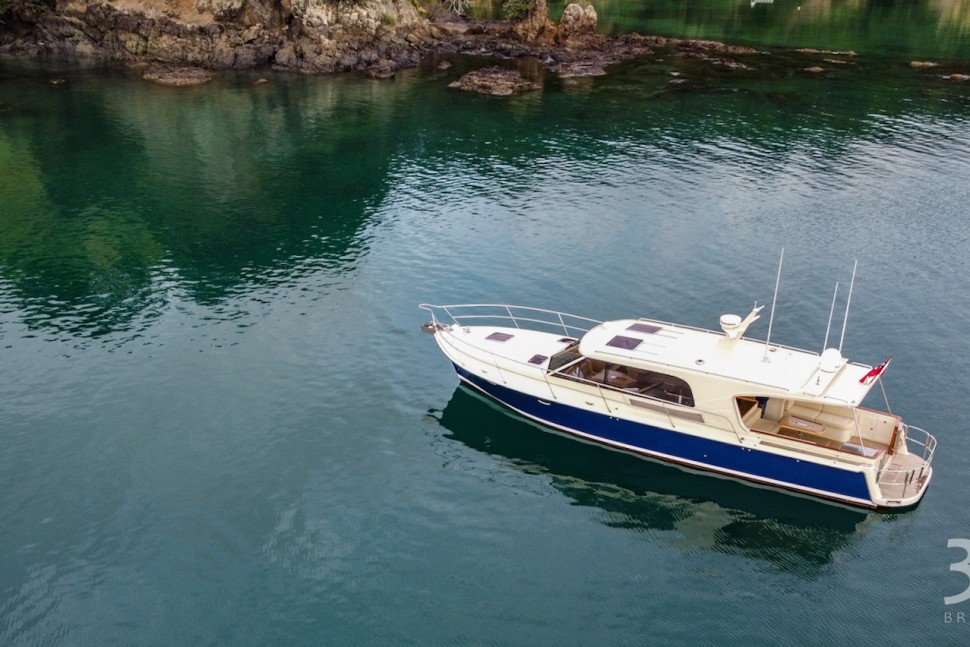 Salthouse Corsair 49 39