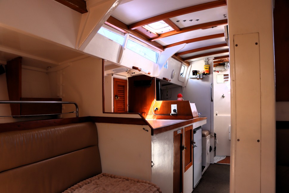Sandy Jones Innovation looking aft to nav area
