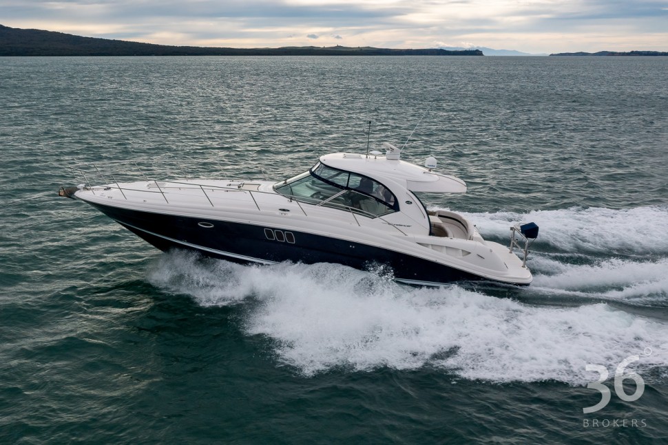 Sea Ray 44 5