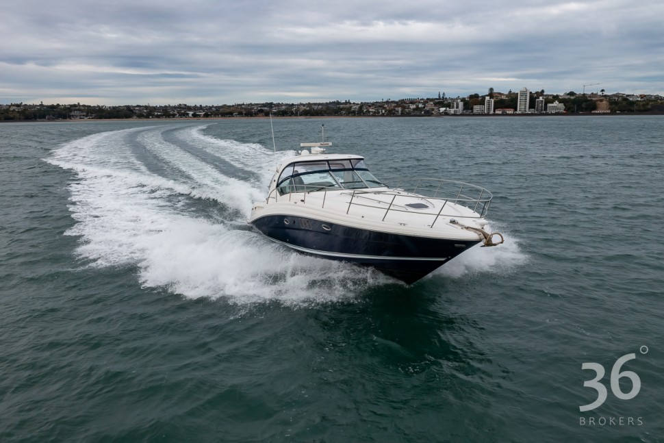 Sea Ray 44 9