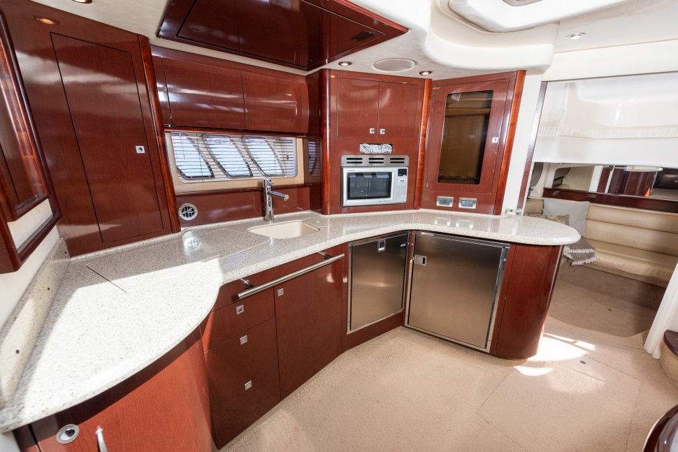 Searay 44 14 Galley
