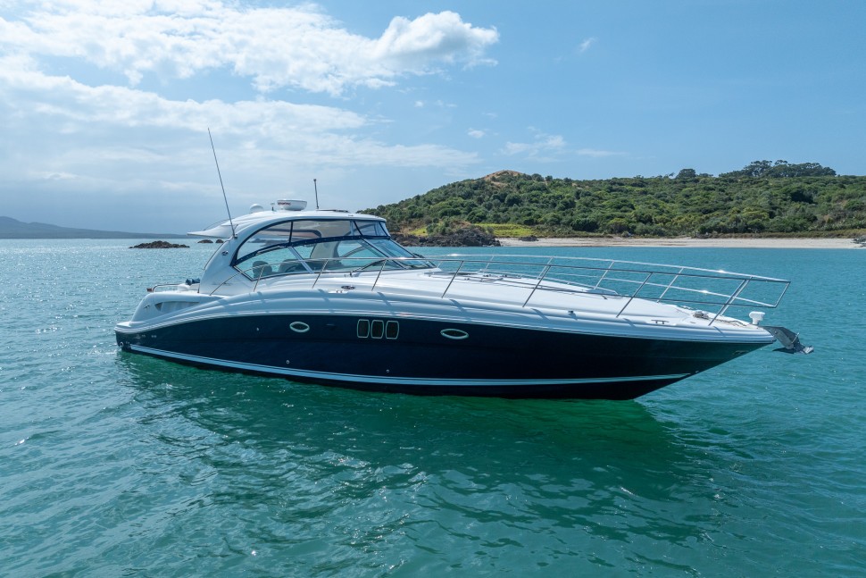 Searay 44 6 Starboard Hull