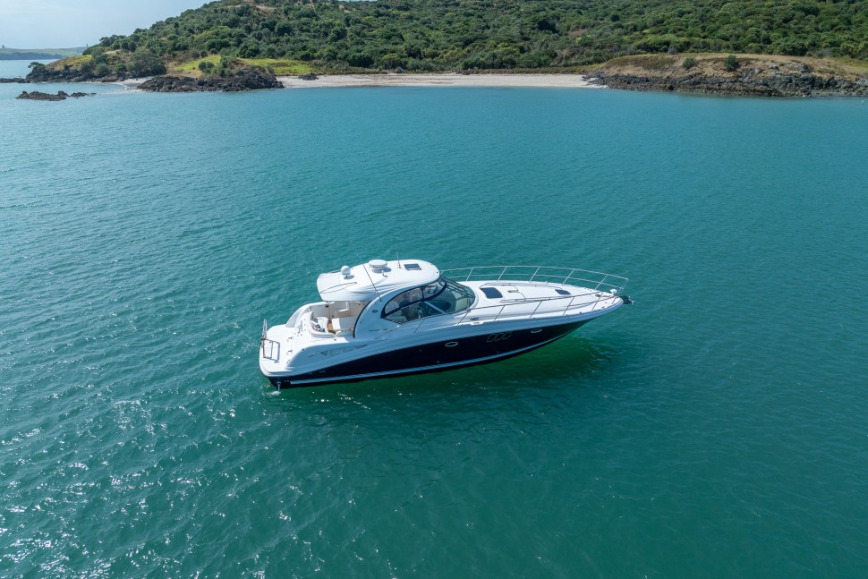 Searay 44 9 Starboard Wide