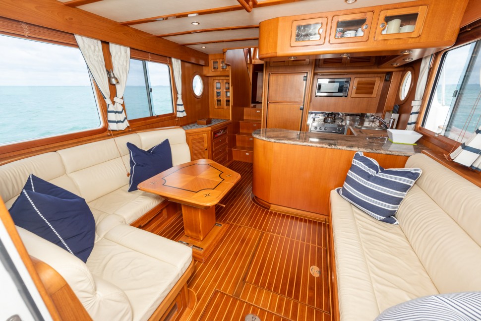 Selene 45 8 Saloon fwd.jpg