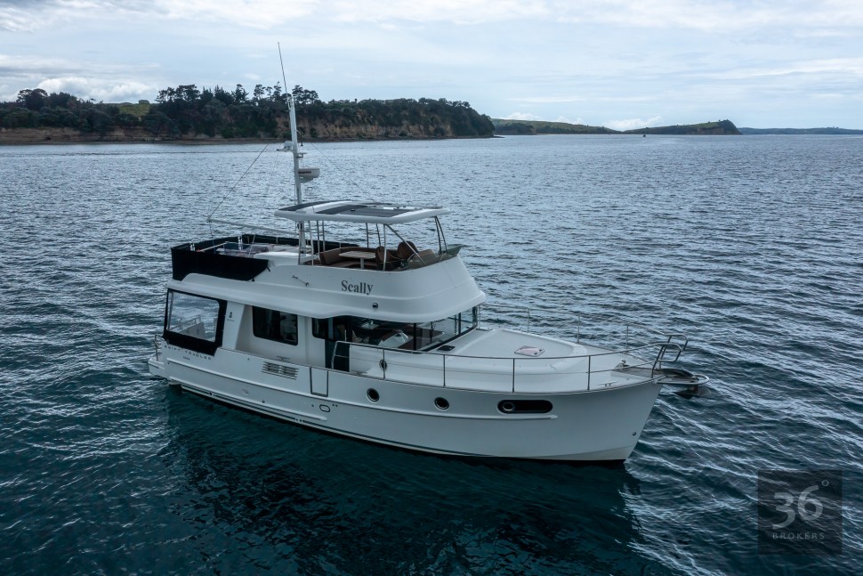 Swift Trawler 44 03