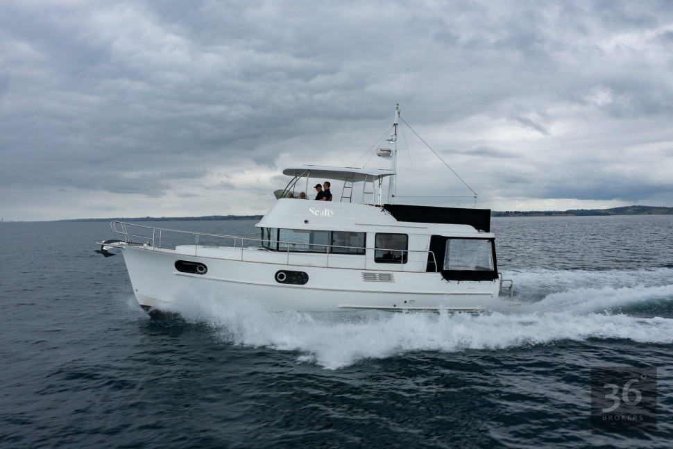 Swift Trawler 44 5