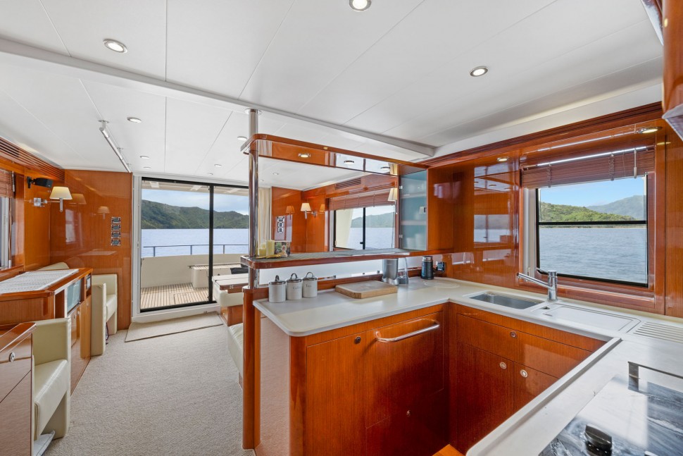 Swift Trawler 5 galley.jpg