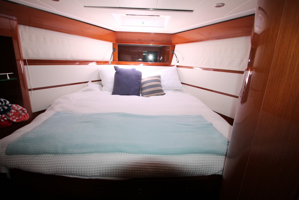Swift trawler 13 guest cabin.jpg