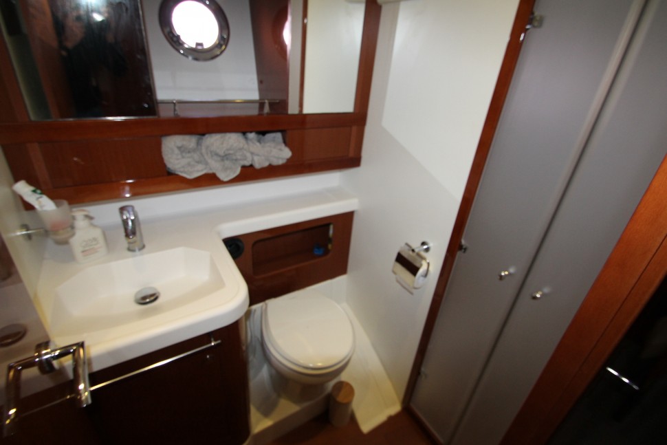 Swift trawler 15 master head.jpg