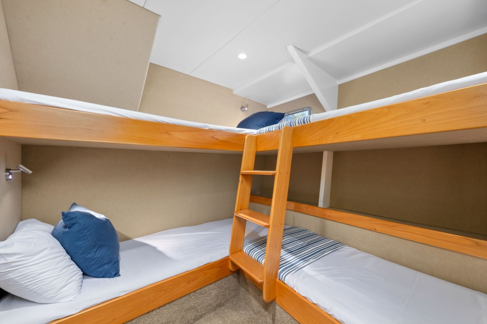 Wal Edwards 60 16 Bunk room.jpg