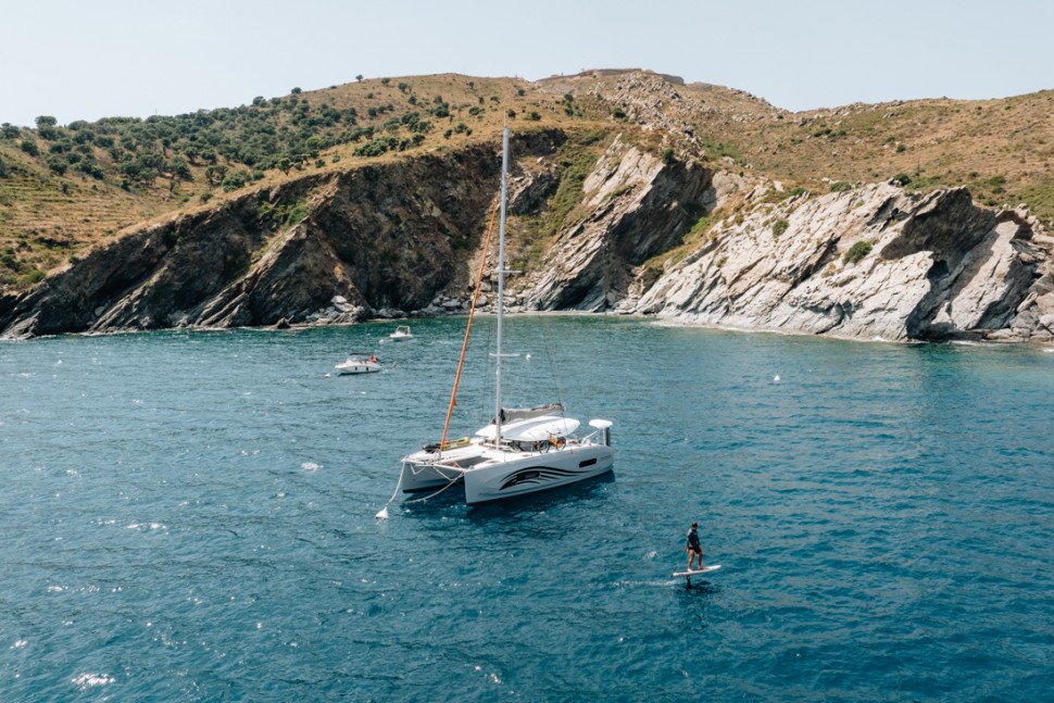 excess 11 riders edition 05 at anchor efoil