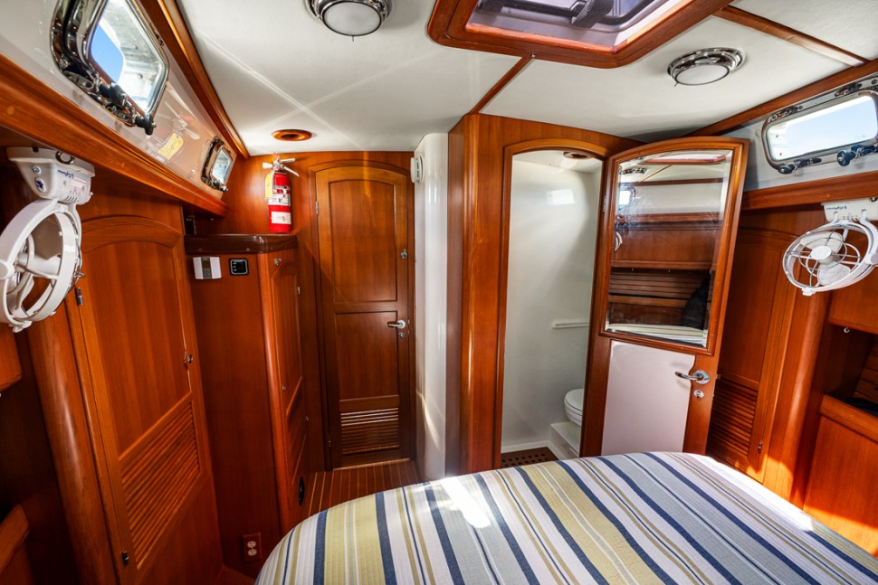outbound 46 15 master cabin ensuite access