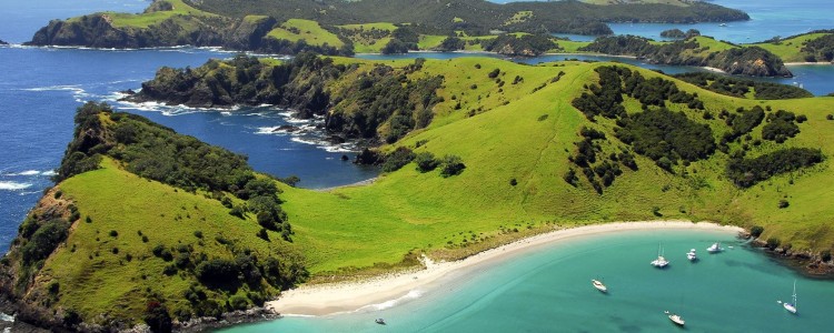 Cruising the Bay of Islands - Our Picks of the Top Spots for 2021